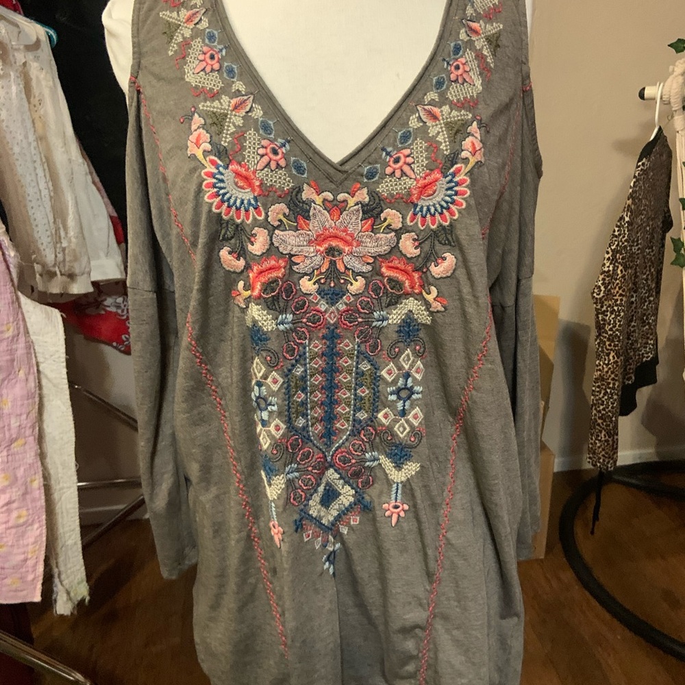 Johnny Was Gray Embroidered Blouse